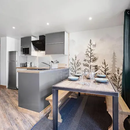 Aux Pieds Avec Balcon Et Animaux Admis - Fr-1-640-57 Lägenhet *